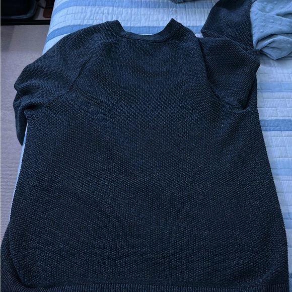 Lulemon men’s sweater - Picture 2 of 2